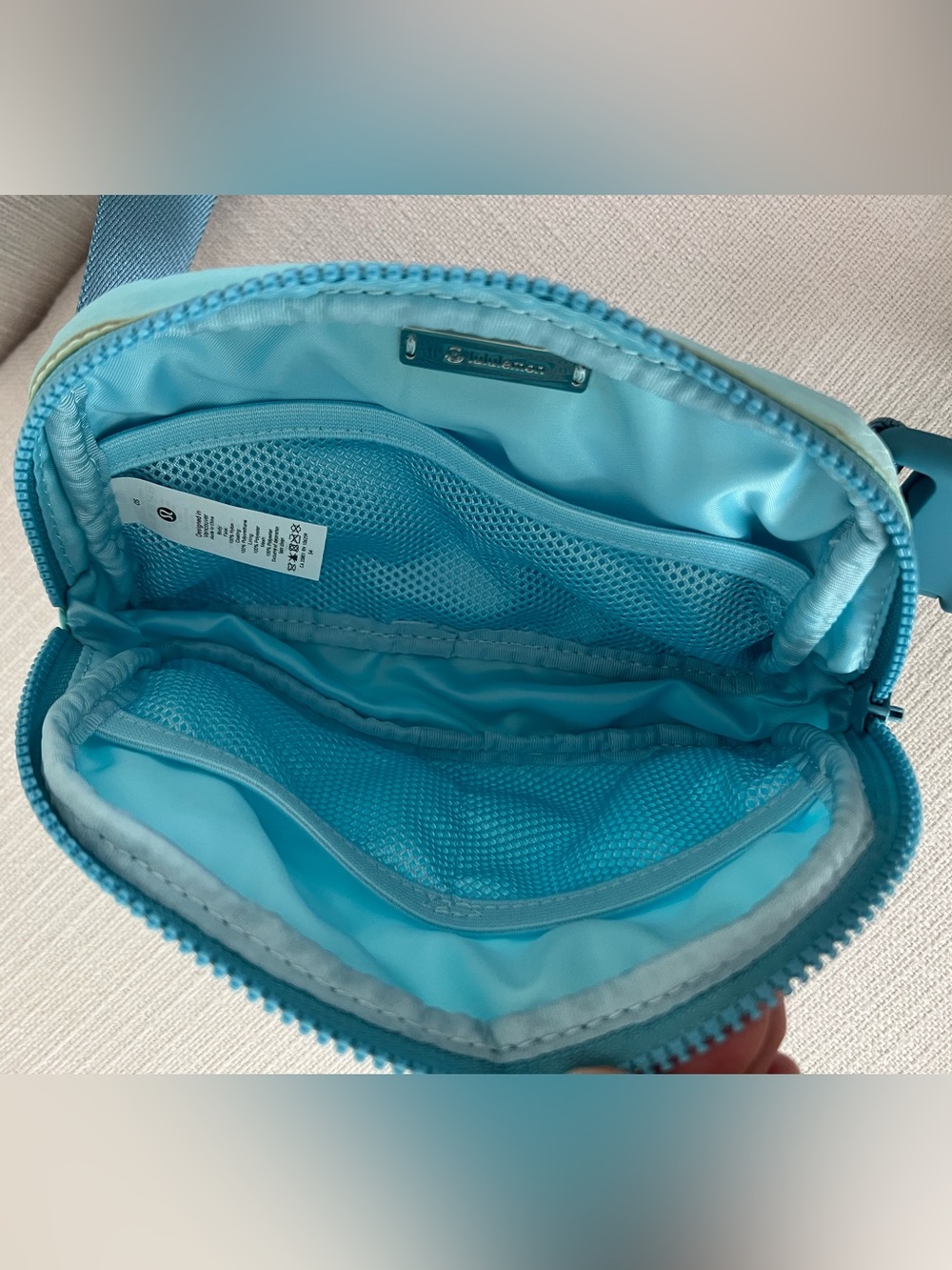 Lululemon Belt Bag - Picture 4 of 6